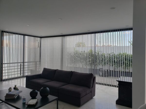 PERSIANAS D EINTERIOR VERTICALES